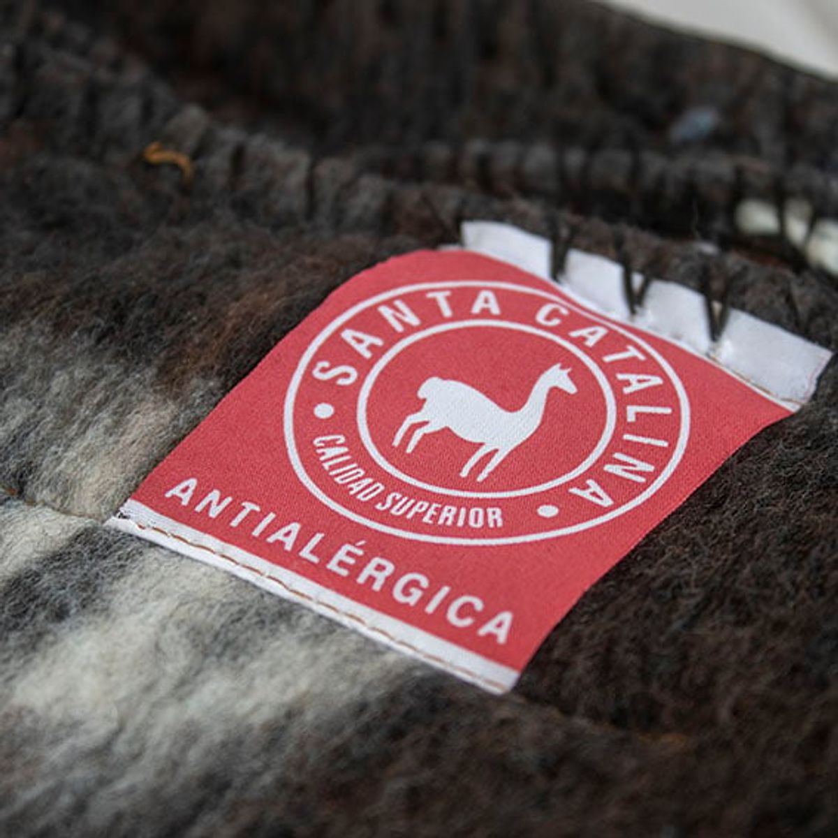 SANTA CATALINA - Frazada Tigre original elegante antialérgica y tradicional 1.5 Plaza