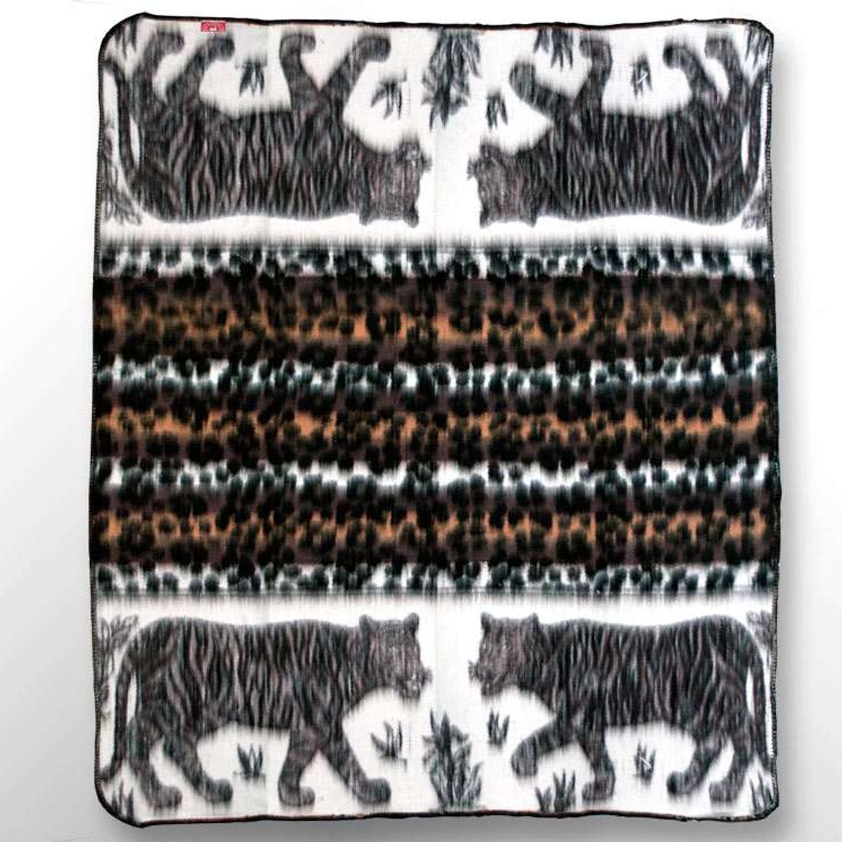 SANTA CATALINA - Frazada Tigre original elegante antialérgica y tradicional 1.5 Plaza