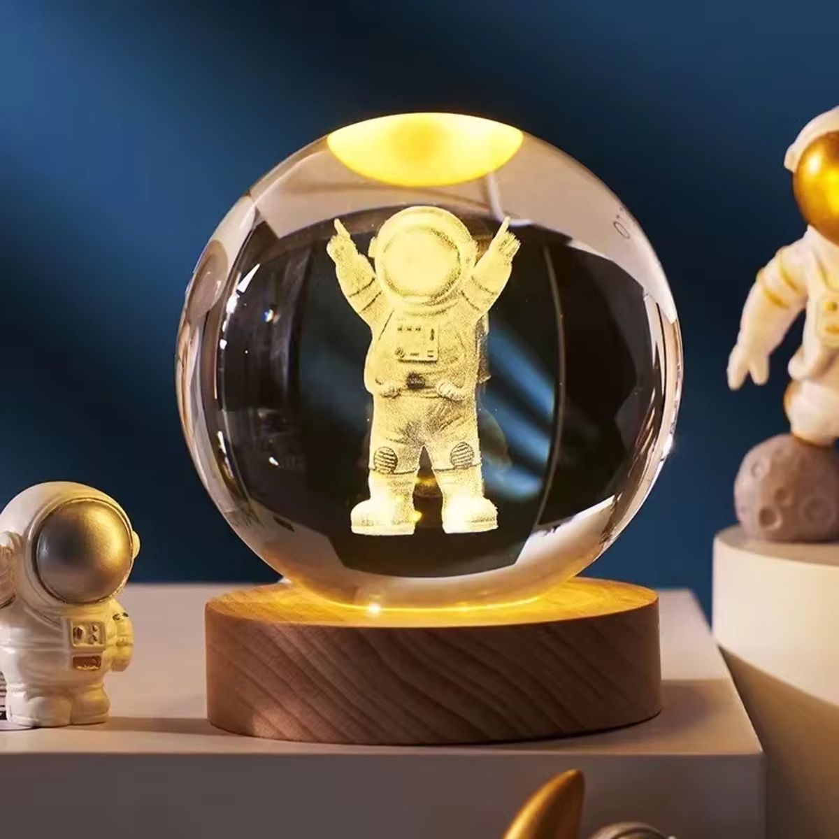 GENERICO - Lámpara De Cristal 3D LED Modelo Astronauta