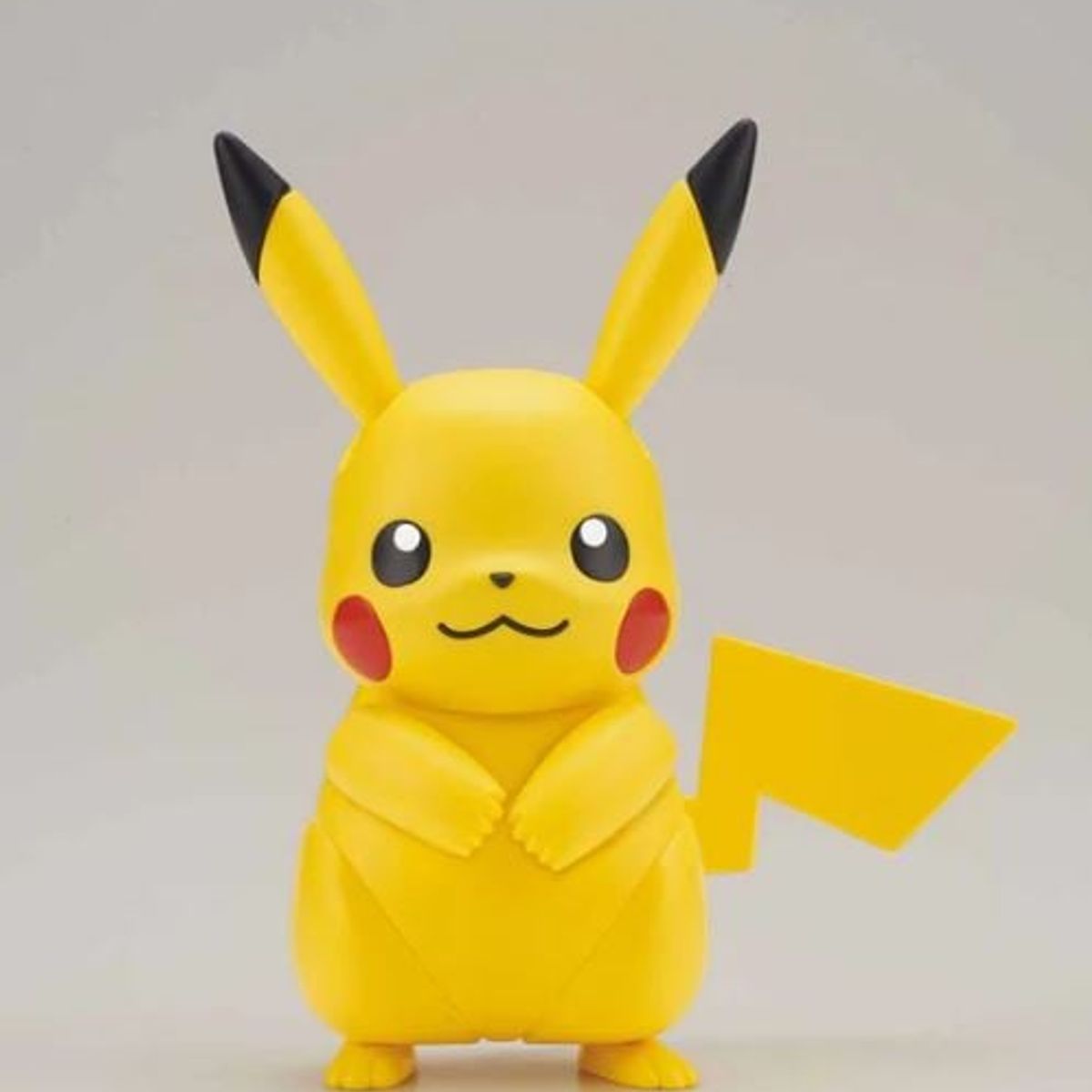 BANDAI - Pikachu Model Kit Pikachu