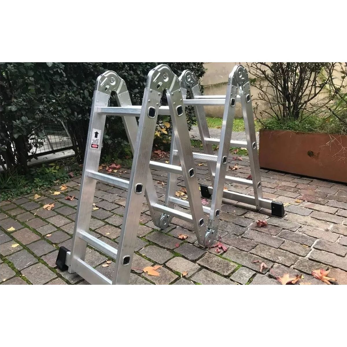 GENERICO - Escalera Multiproposito de 12 pasos