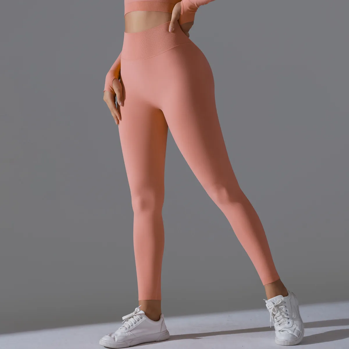 GENERICO - LEGGIN DEPORTIVO PUSH UP CORTE CORAZON