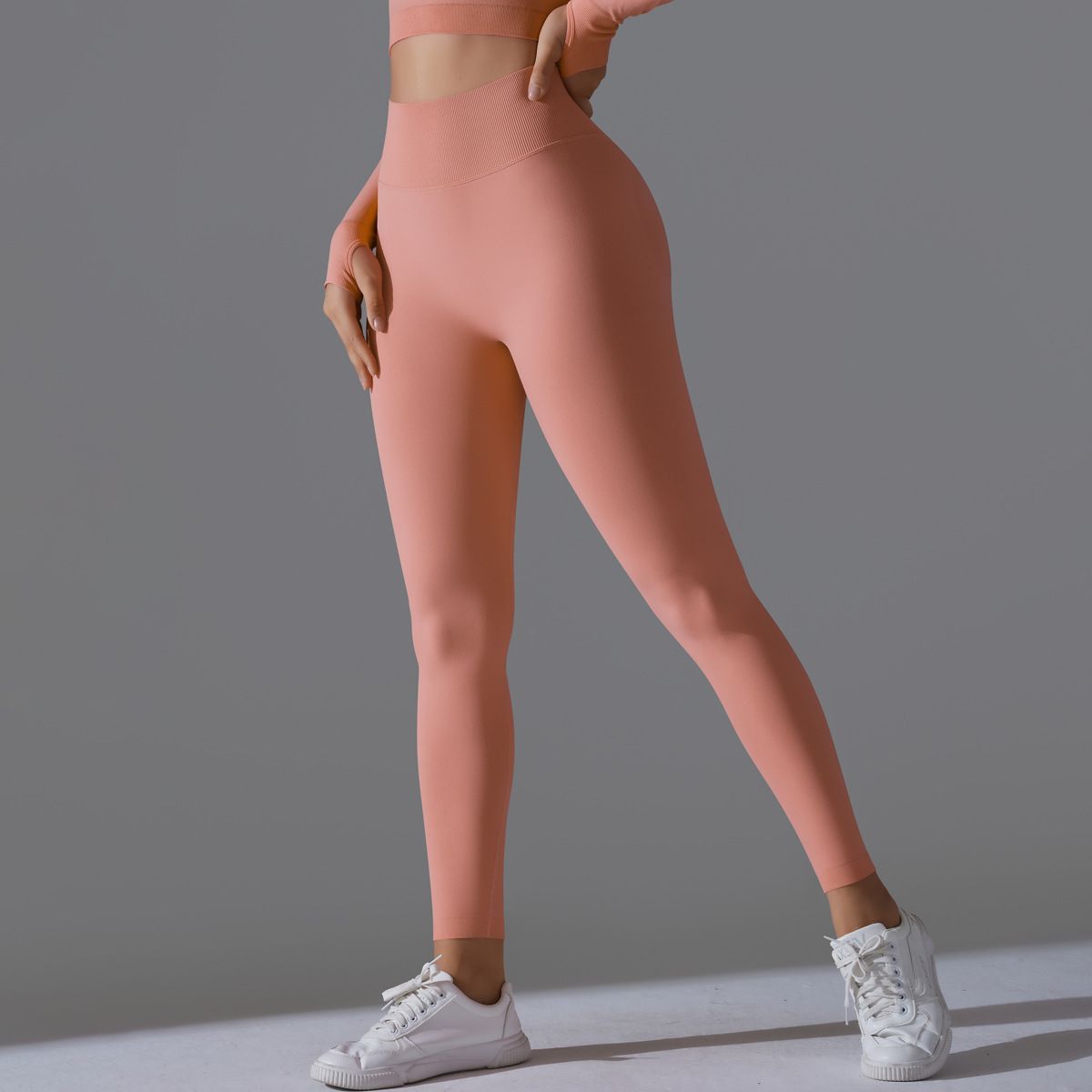 GENERICO - LEGGIN DEPORTIVO PUSH UP CORTE CORAZON