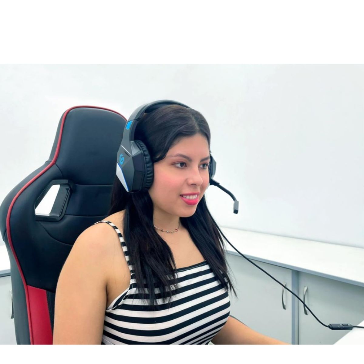 GAMBYTE - Audifono Gamer Gambyte Frost Death 7.1 Con Micro Entrada Jack Y Usb