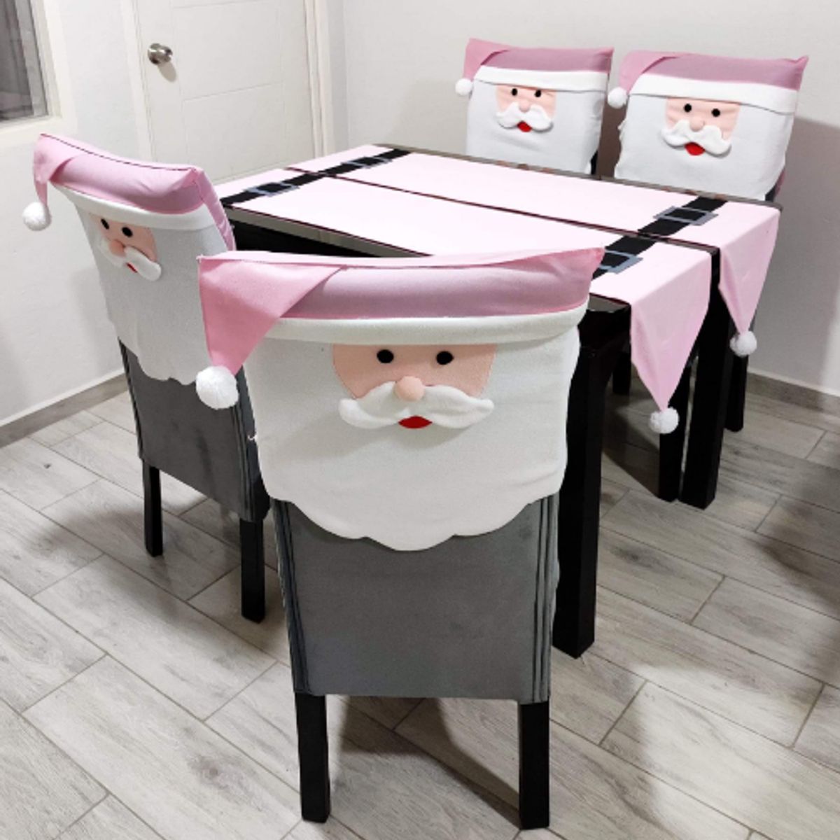 GENERICO - Camino de mesa Navideño y fundas para 4 sillas