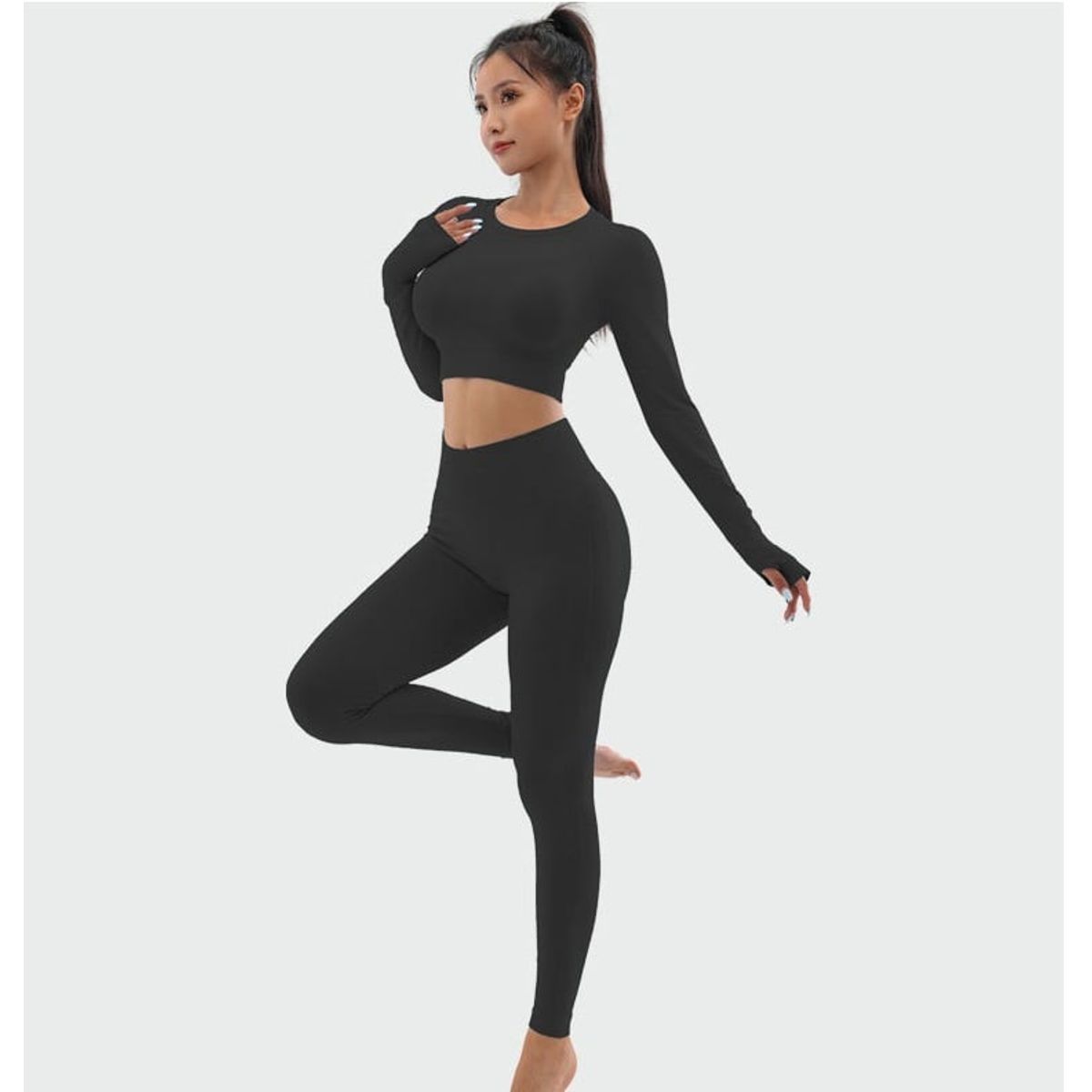 GENERICO - CONJUNTO DEPORTIVO CON EFECTO PUSH UP