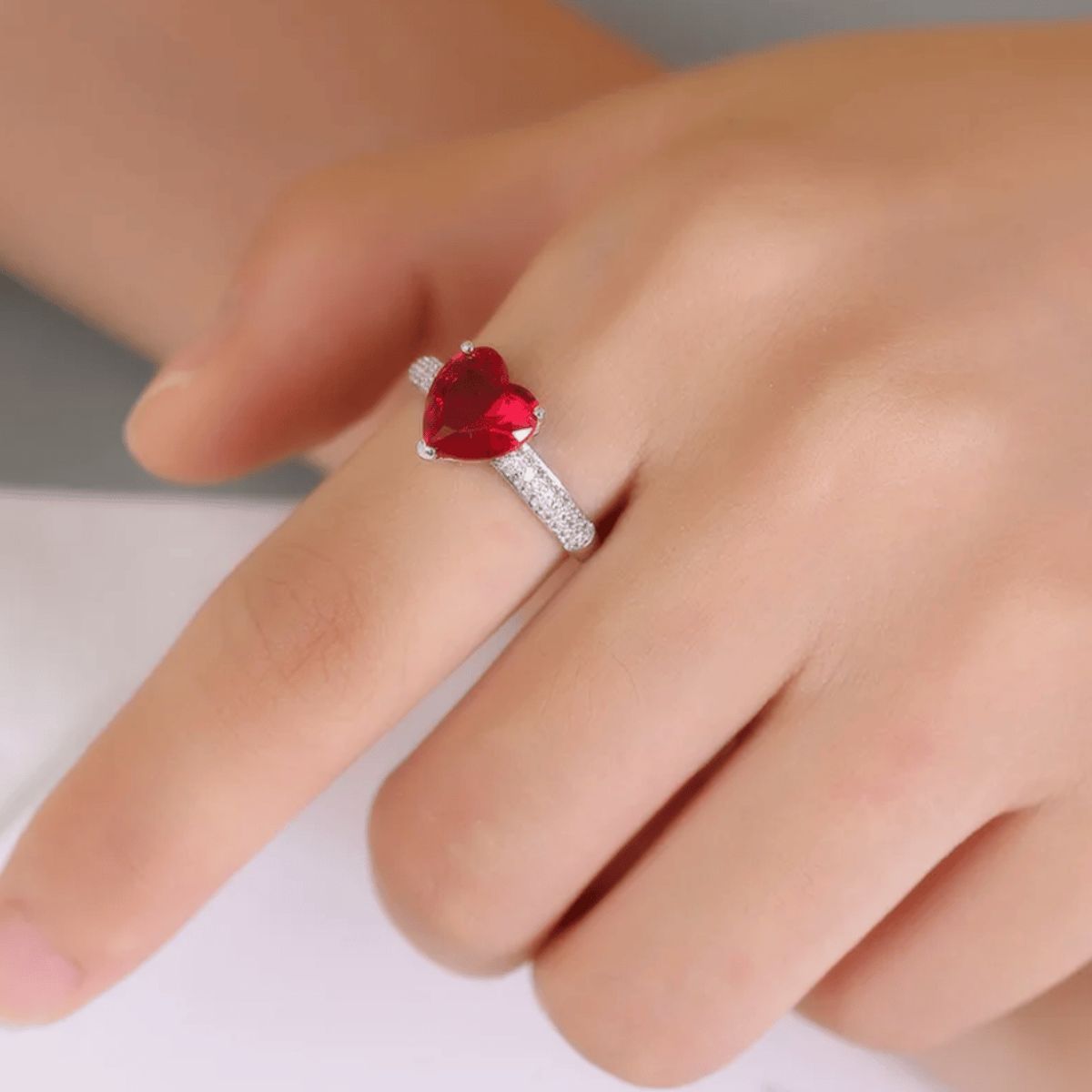 LA TIENDA 88 JOYAS Y ACCESORIOS - La Tienda 88 - Anillo De Compromiso Mujer Corazón Bañado Oro 18k- Rojo