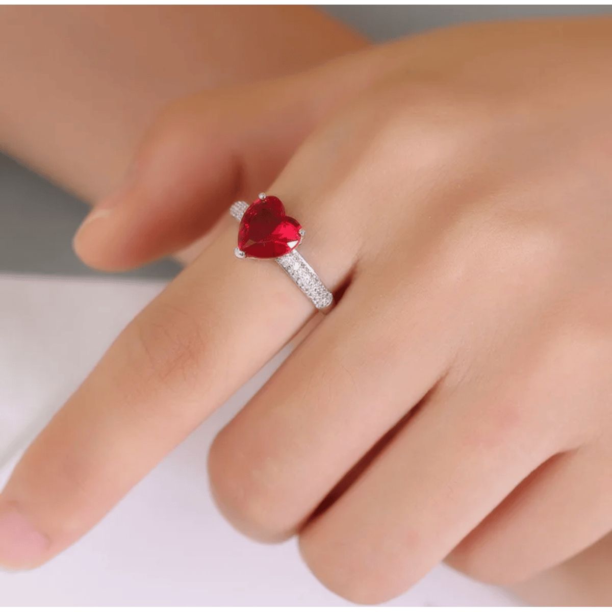 LA TIENDA 88 JOYAS Y ACCESORIOS - La Tienda 88 - Anillo De Compromiso Mujer Corazón Bañado Oro 18k- Rojo