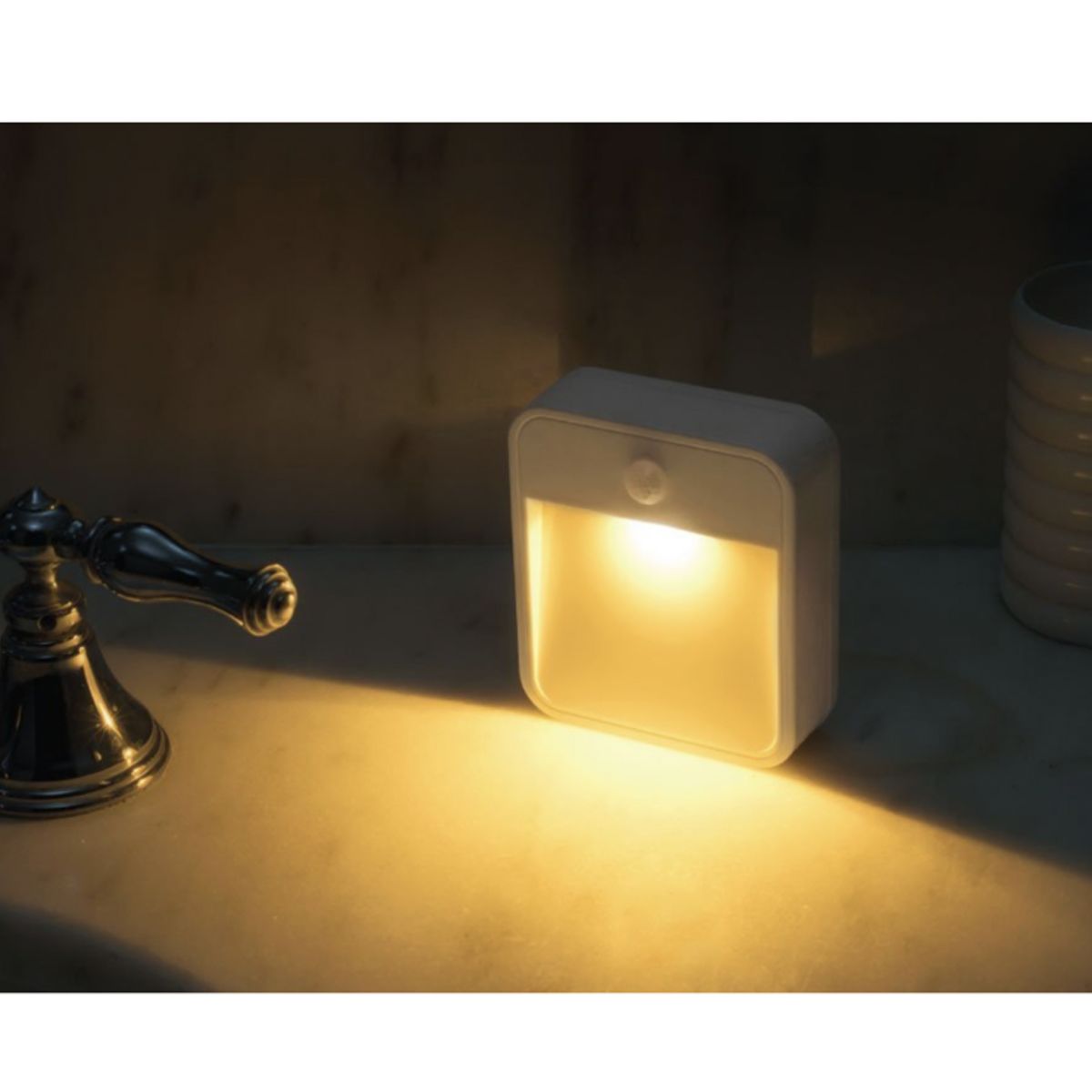 GENERICO - Luz de Noche Led Con Sensor