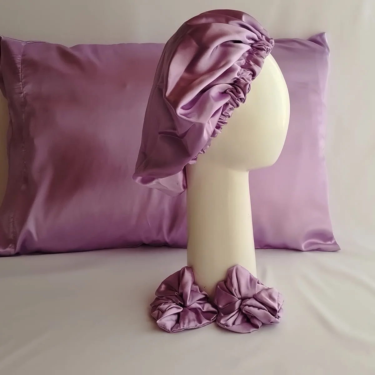 GENERICO - GORRO PARA DORMIR DE SATIN POR LOS DOS LADOS LILA + FUNDA DE ALMOHADA