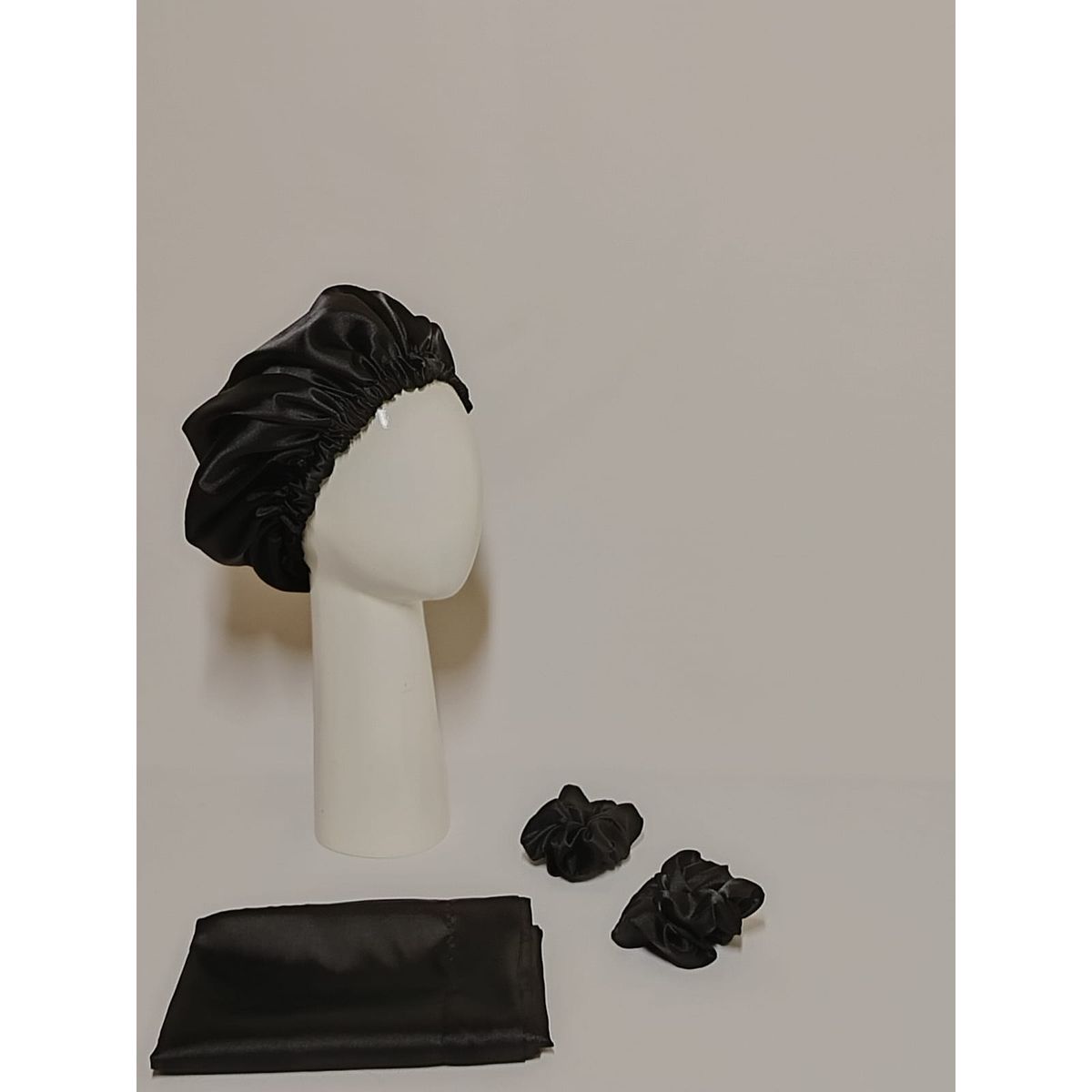 GENERICO - GORRO PARA DORMIR DE SATIN POR LOS DOS LADOS + FUNDA DE ALMOHADA NEGRO