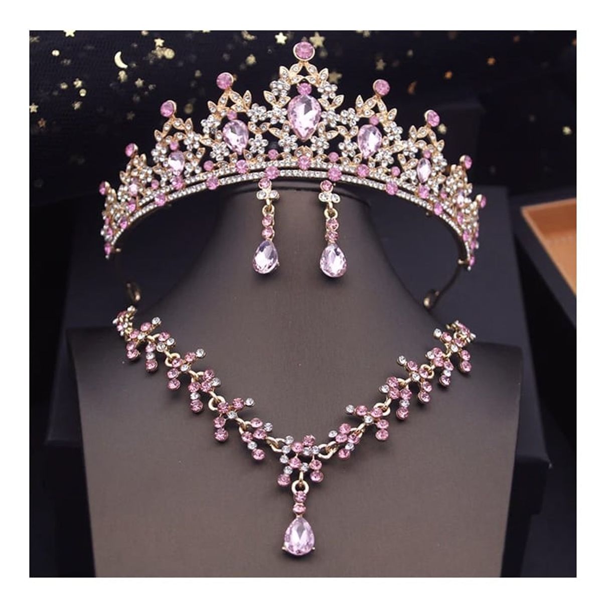 LA TIENDA 88 JOYAS Y ACCESORIOS - La Tienda 88 - Set Conjunto Corona Tiara collar y aretes Dorado - Rosa