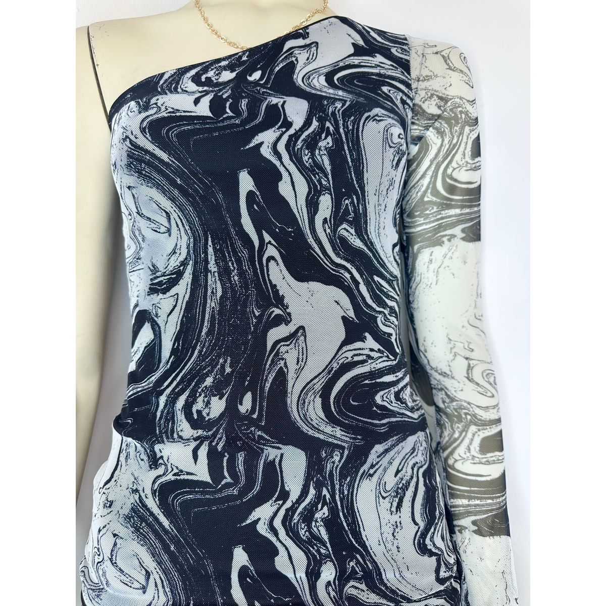 ENGELL - Vestido mesh de una manga negro con forro