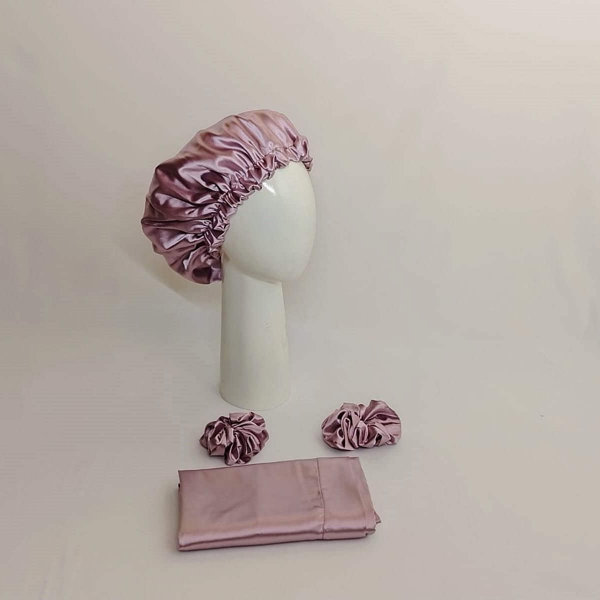 GENERICO - GORRO PARA DORMIR DE SATIN POR LOS DOS LADOS + FUNDA DE ALMOHADA MALVA