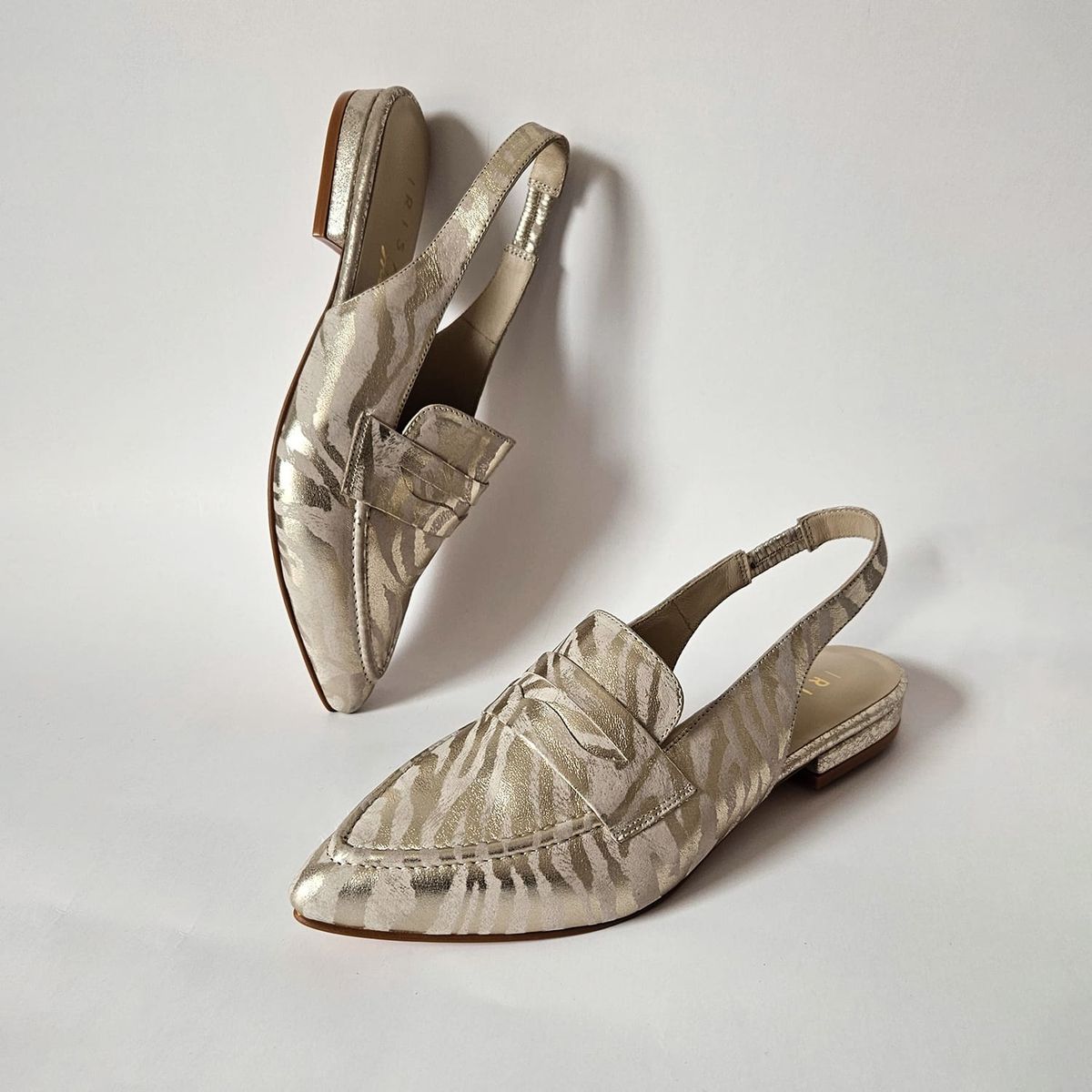 IRISABA - MOCASINES DE CUERO IRISABA PARA MUJER NAYA ANIMAL PRINT DORADO