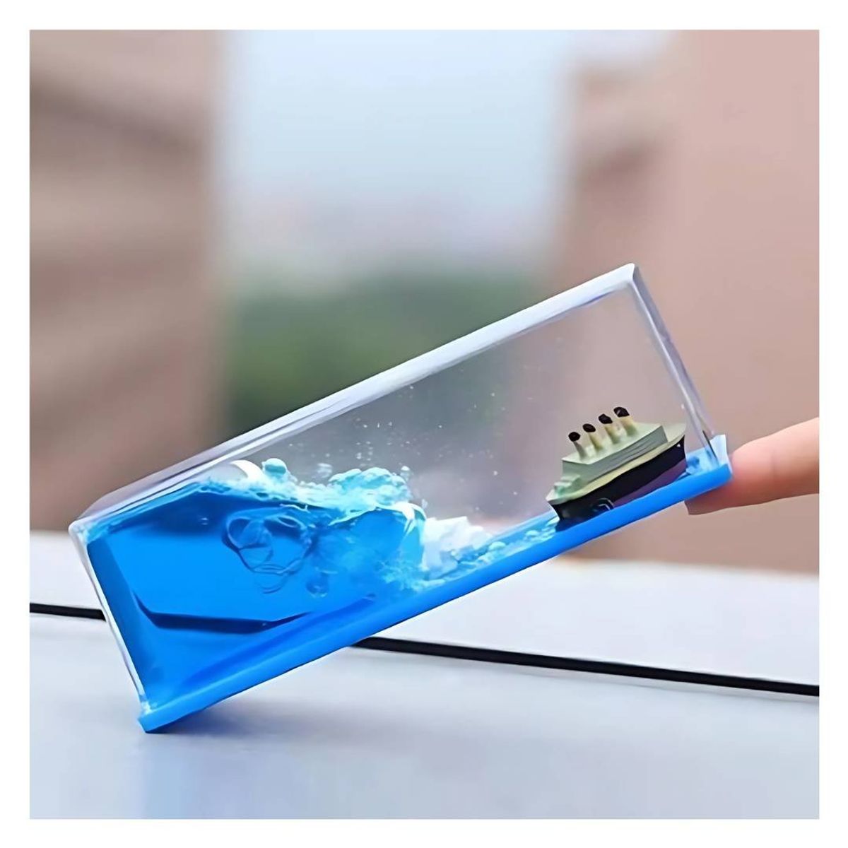 SHEEPBUSTER - Barco Titanic Decorativo en Acrilico