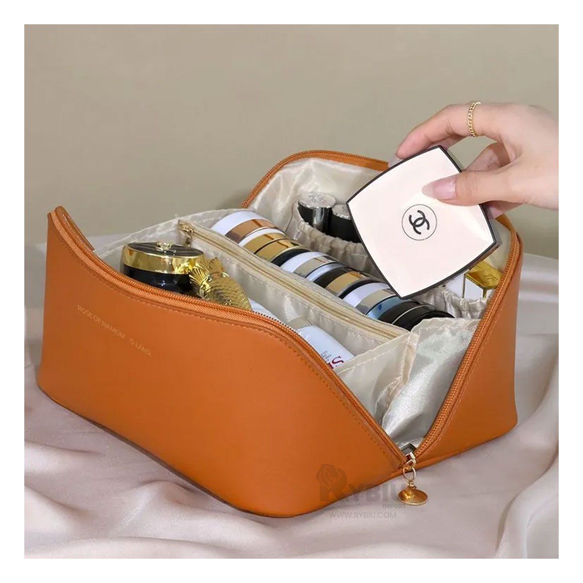 GENERICO - Cosmetiquero de Mano en Tono Marron Y+Envoltorio de Regalo