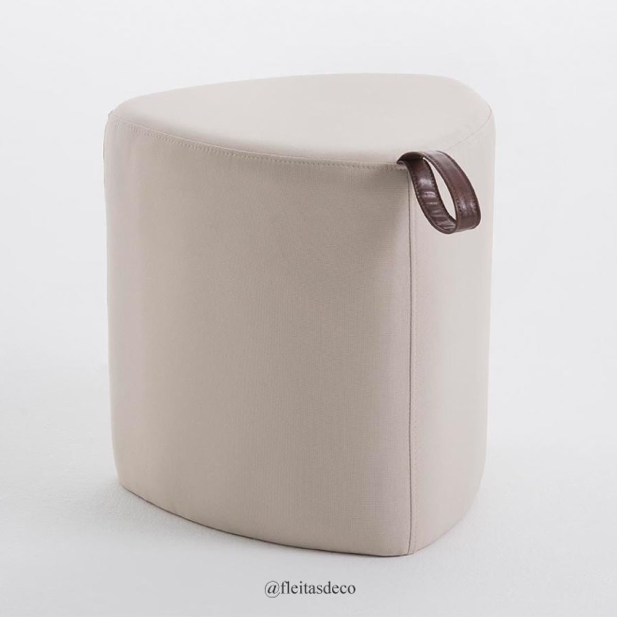 GENERICO - PUFF ENCANTO DE 1 CUERPO