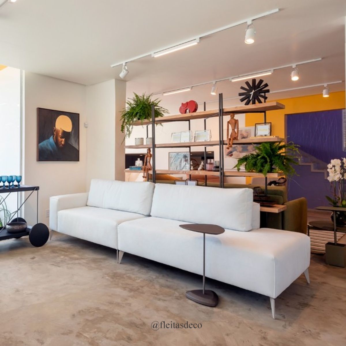 GENERICO - SOFÁ ALESSO DE 3 CUERPOS