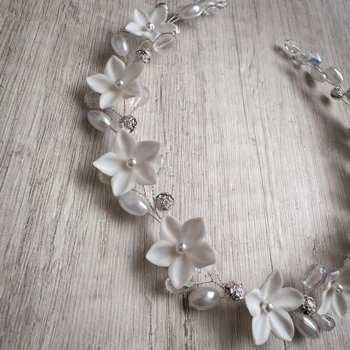 ANADE HANDMADE - TOCADO TIARA ACCESORIO CABELLO JOYAS DE NOVIA