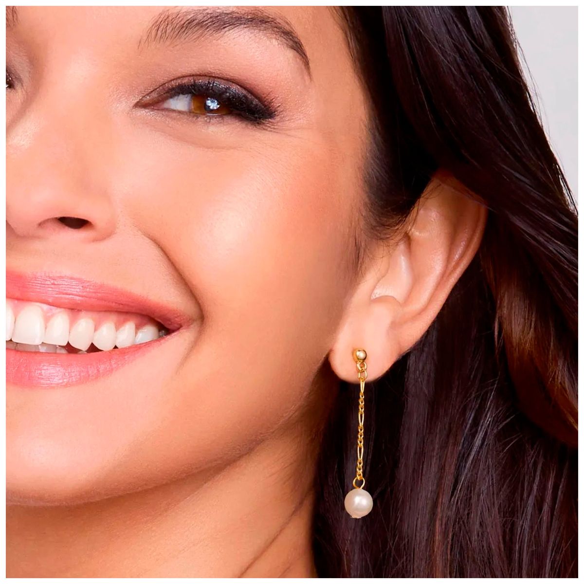 ESIKA - Aretes cadena Esika