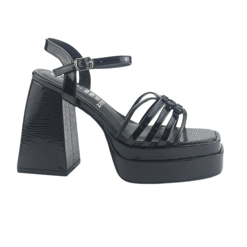 CHALADA - Sandalia Mujer Negro Casual Chalada Yaya-2