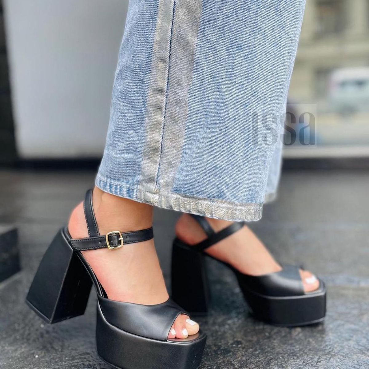 GENERICO - PLATAFORMAS TACO GALEANA EN NEGRO