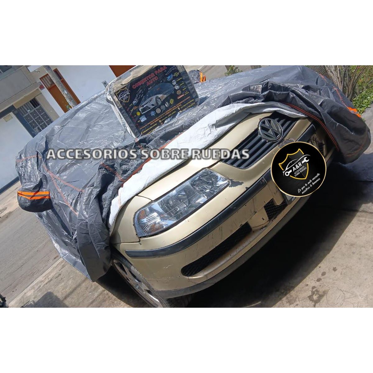 GENERICO - Cobertor VOLKSWAGEN GOL HATCHBACK impermeable acolchado