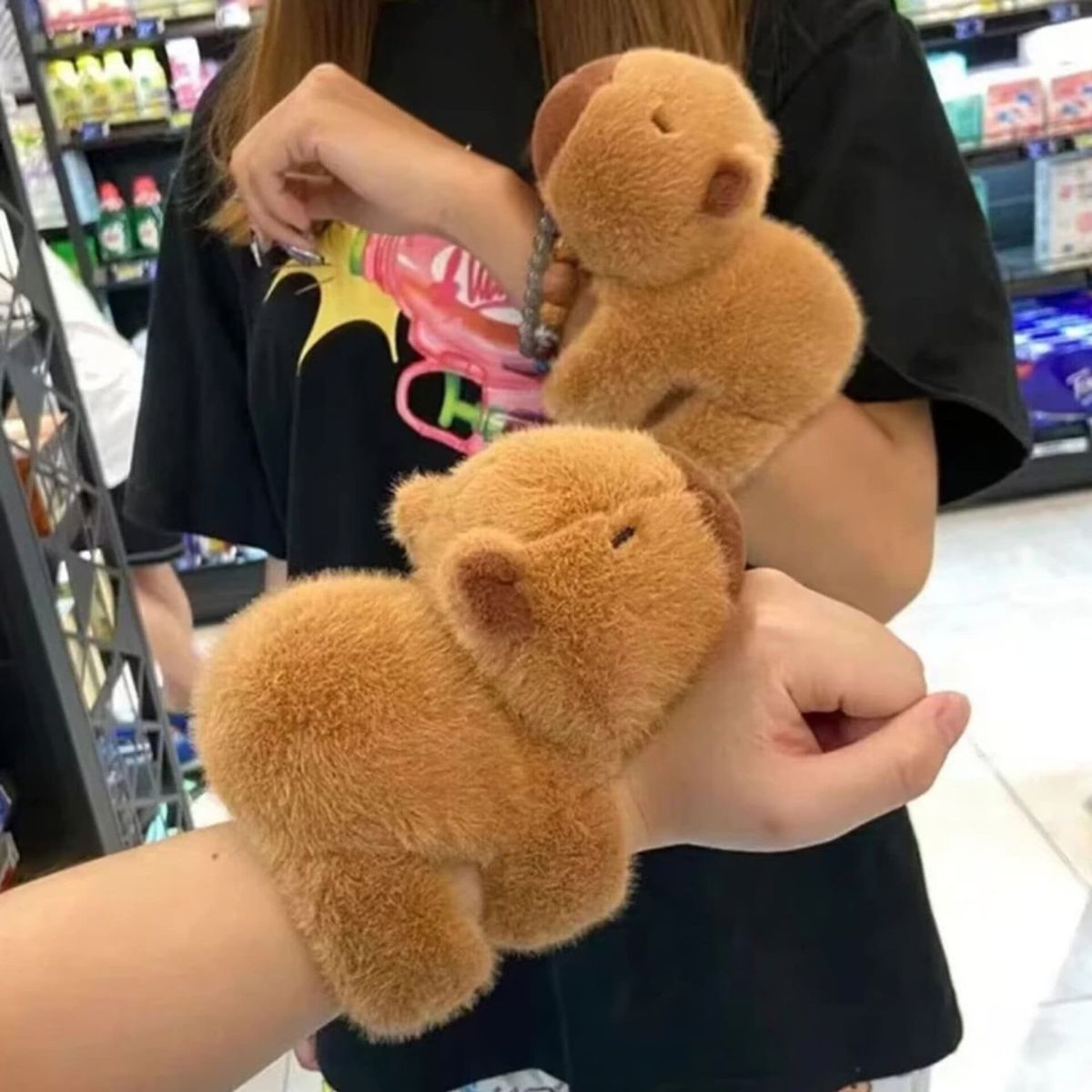 GENERICO - Peluche Capibara Kawai - Muñequera y Pulsera Hipoalergenico