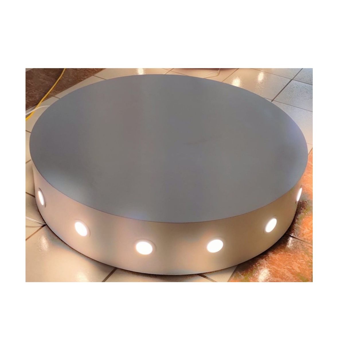 OEM - PODIO BLANCO  CON LUCES 80cm Diametro