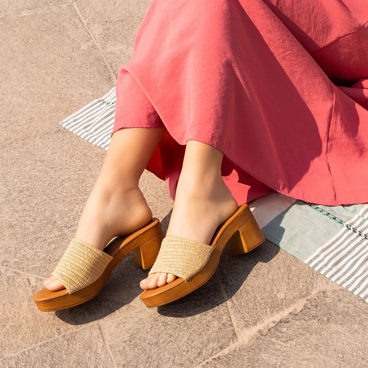 IMPULS - Sandalias con Taco  Mujer Abi05 Impuls Beige