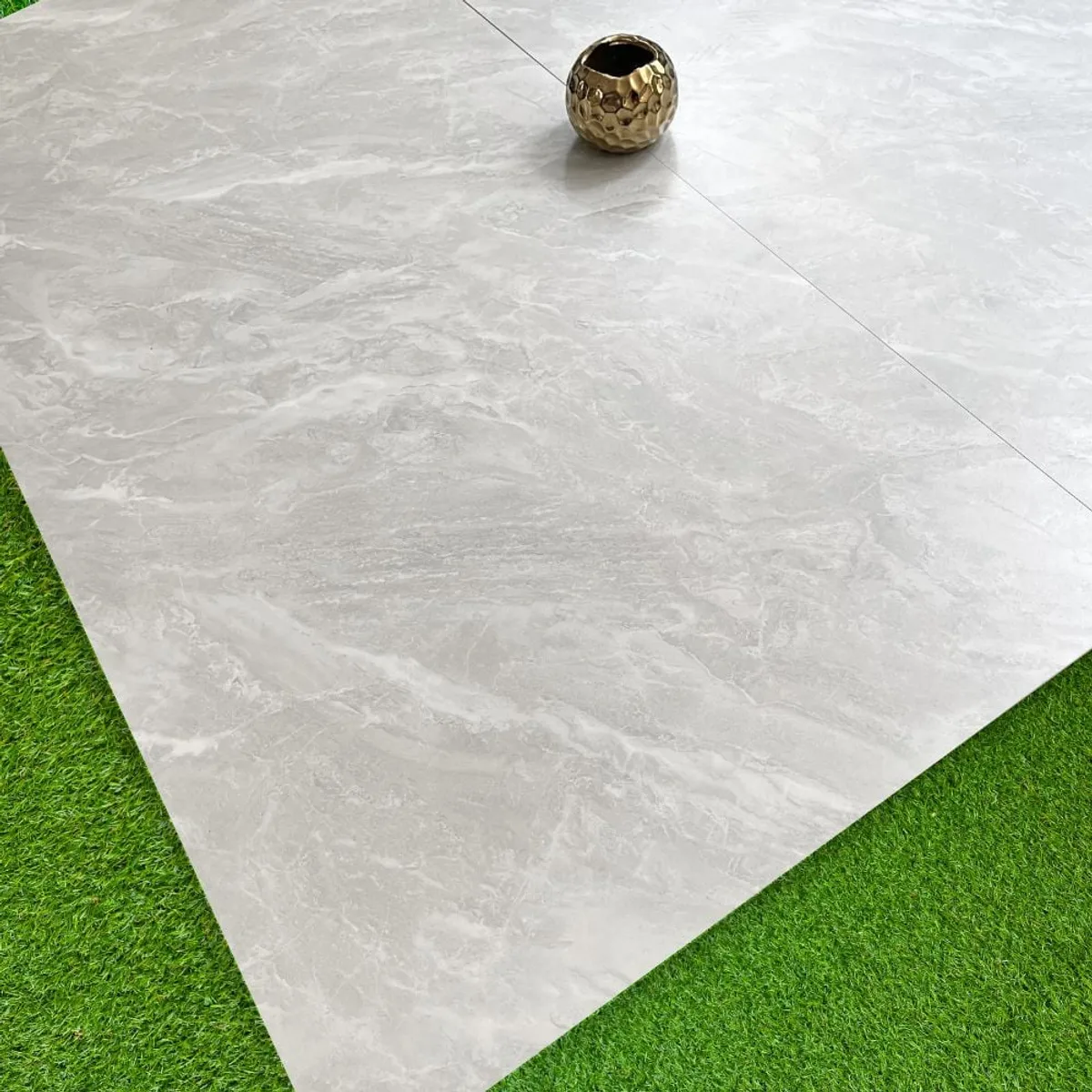 EJESA CREA TU ESPACIO IDEAL - PORCELANATO MATE PERLA 60X60cm  144m2