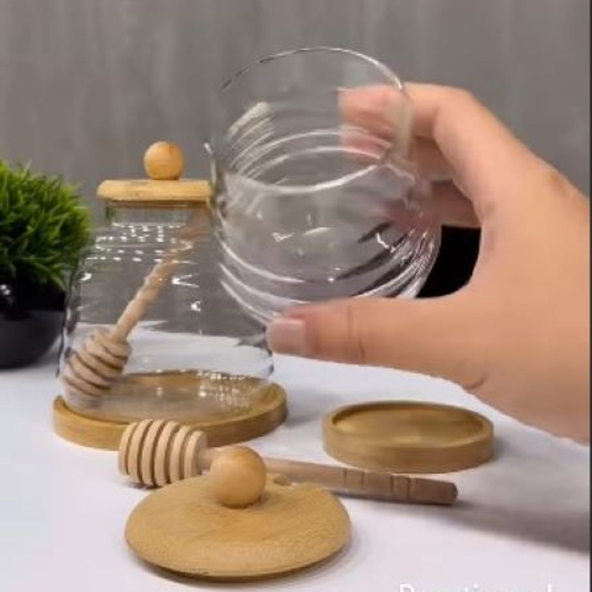 GENERICO - Frasco para Miel con Tapa y Base de Bambú 250 ml