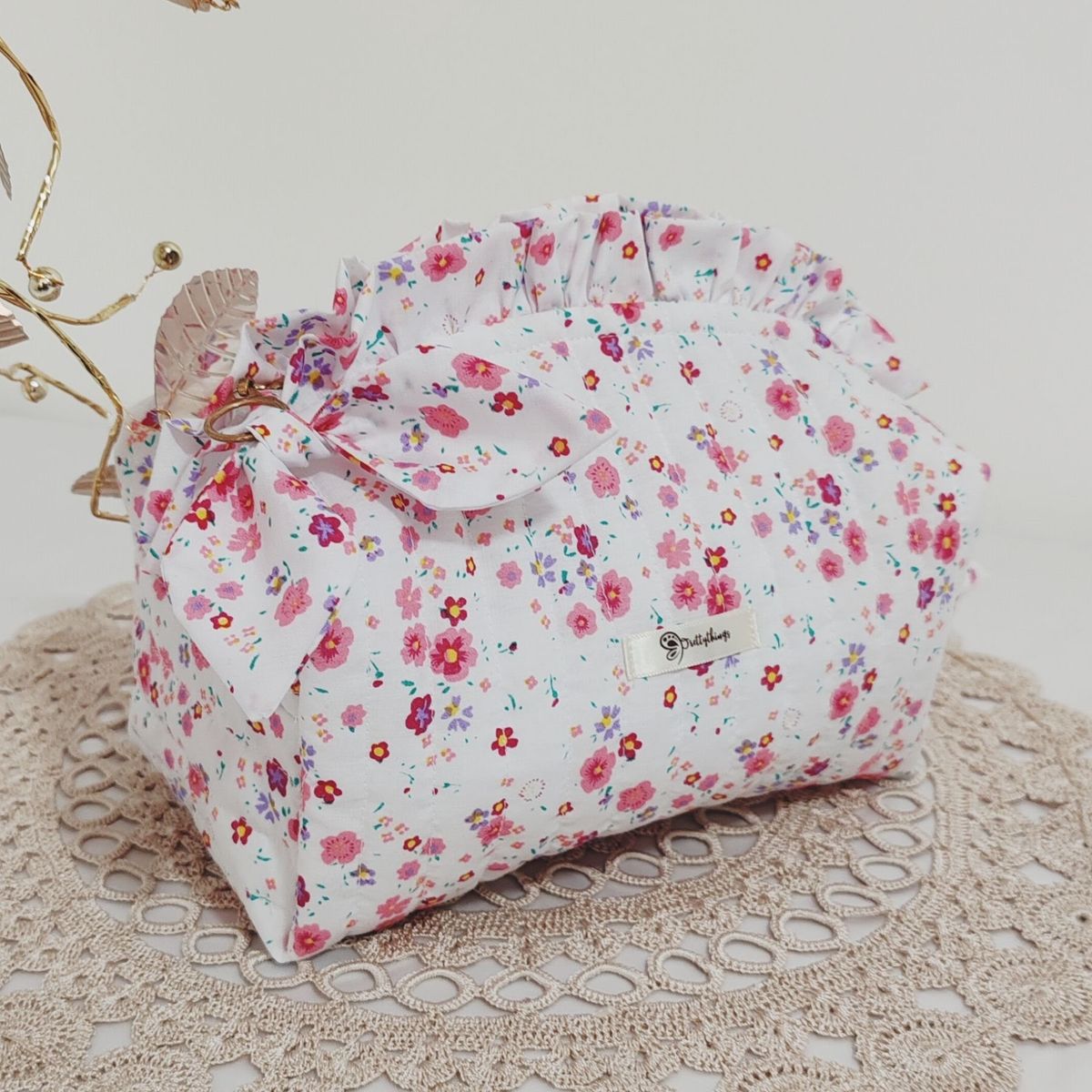 GENERICO - Neceser Porta Cosmético Estampado  21 x 13 x 11 cm - LLuvia de Flores