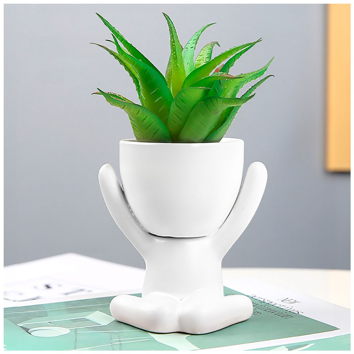 KELLER - Maceta Decorativa Creativa de Muñequito XWA-141