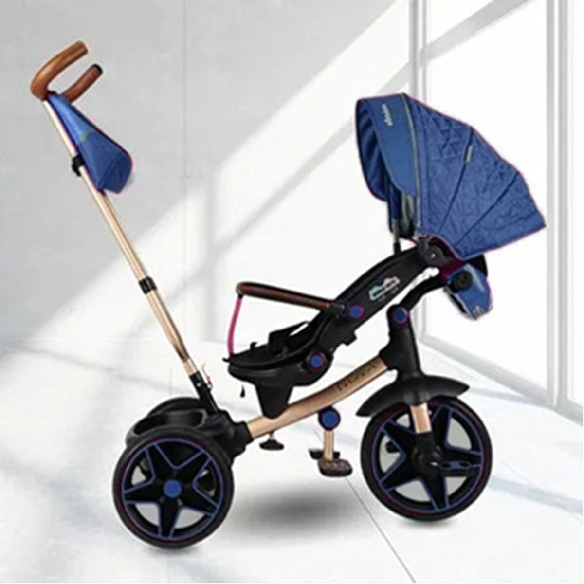 VOYAGE - Triciclo Giratorio 5 en 1 Voyage Nova USB Bluetooth Azul