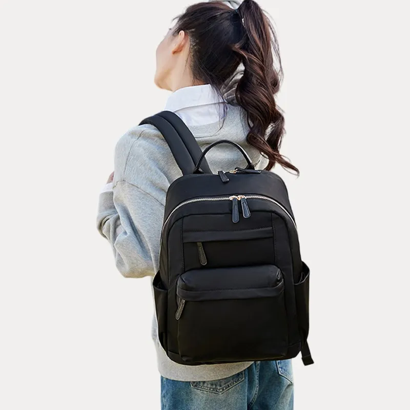 OEM - Mochila Kaitlyn con portalaptop hasta 14