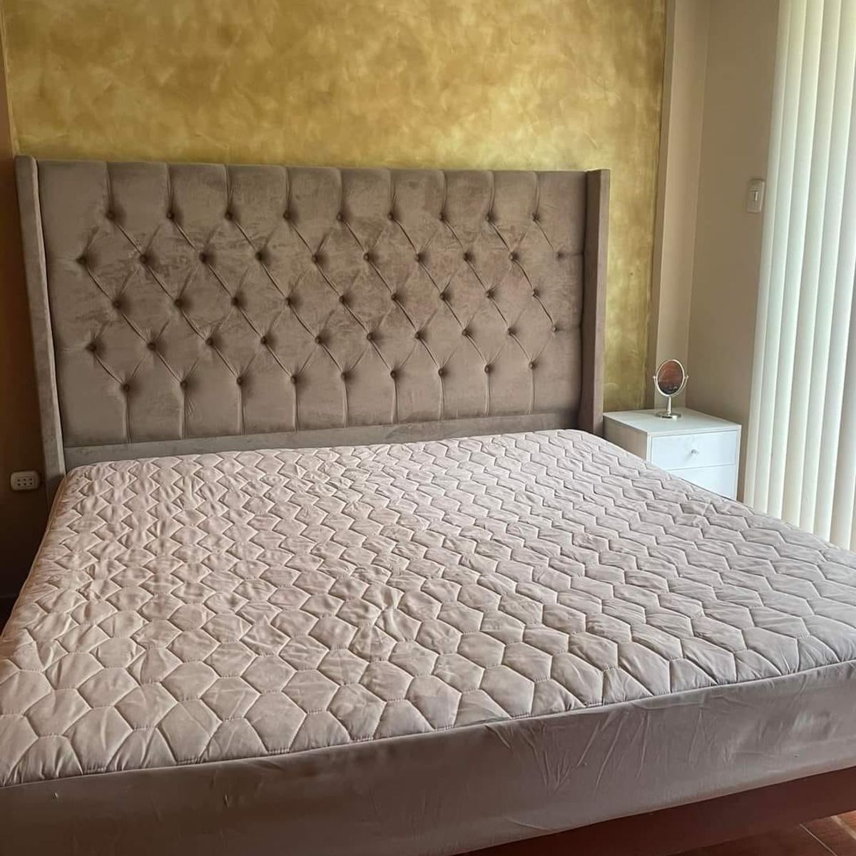 GENERICO - Protector de Colchón QUEEN AMERICANO IMPERMEABLE - ANTIÁCAROS - ACOLCHADO I DREAM SUPREME