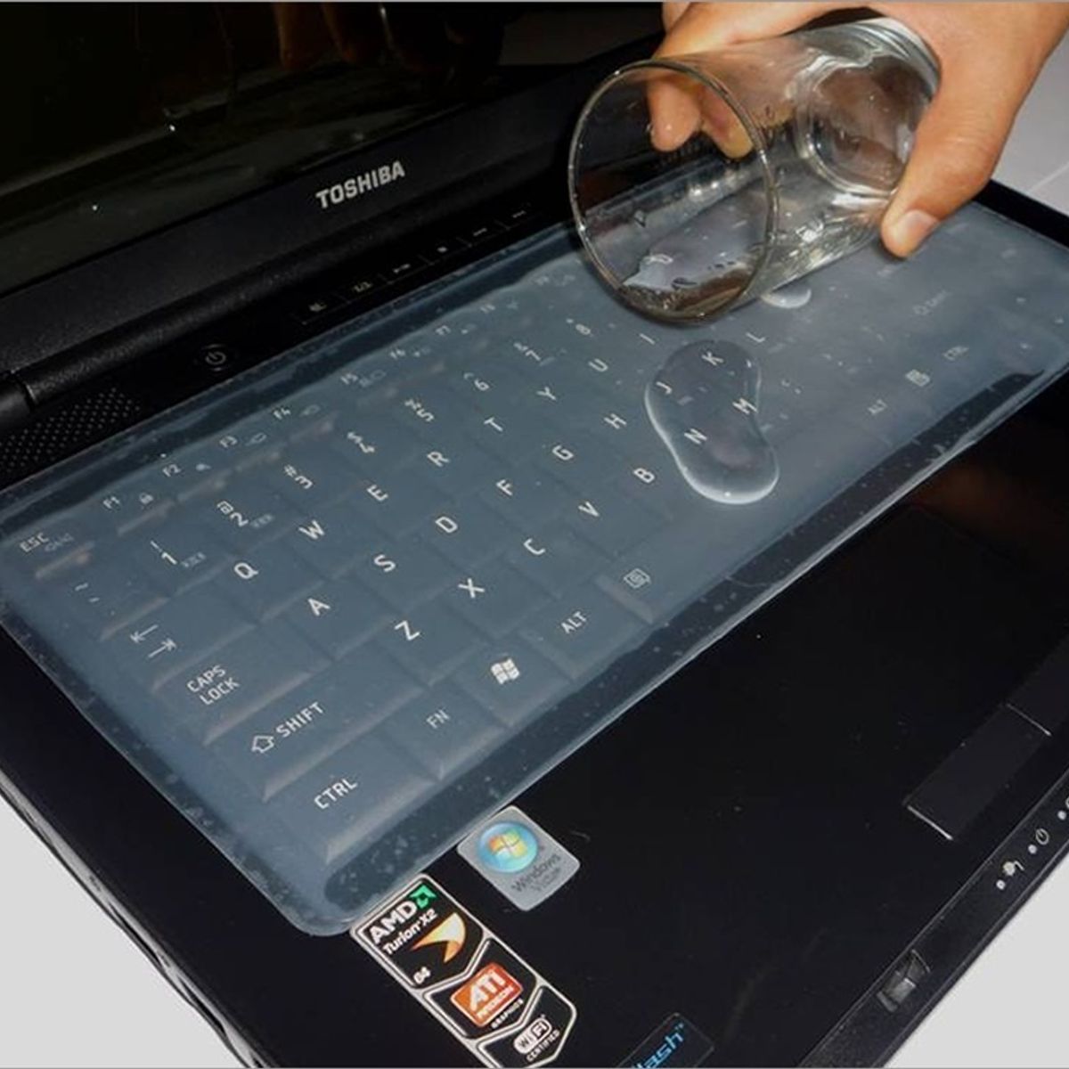 GENERICO - PROTECTOR DE TECLADO PARA LAPTOPS DE 15.6 PULGADAS