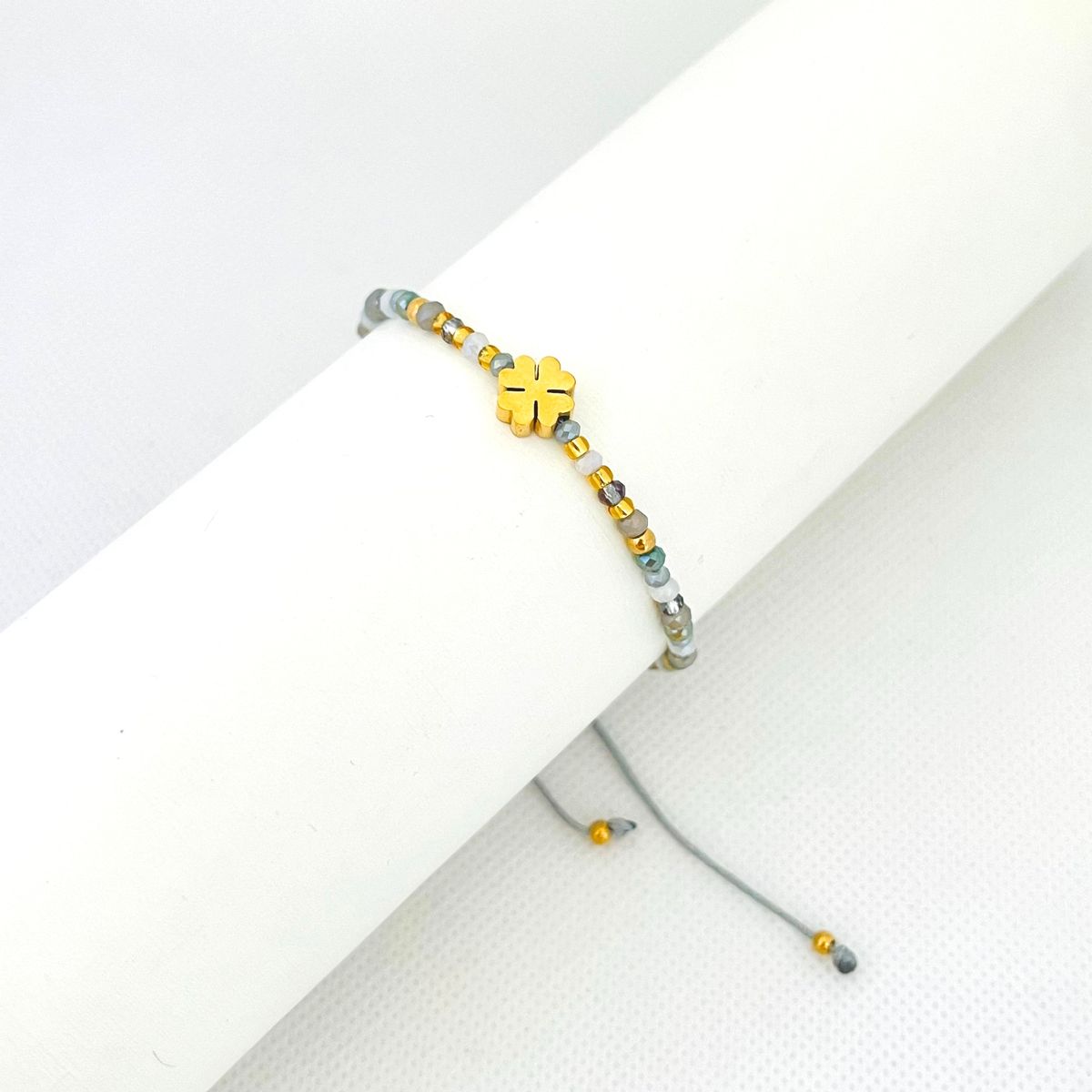 GENERICO - Pulsera Regulable Hilo Muranos Mostacillas y Acero - Brenda