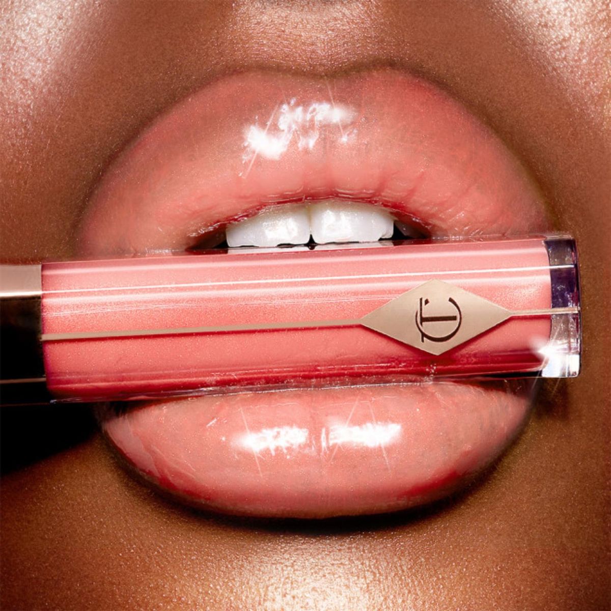 CHARLOTTE TILBURY - Brillo Labial Voluminizador Charlotte Tilbury Portobello Girl 3.5 ml