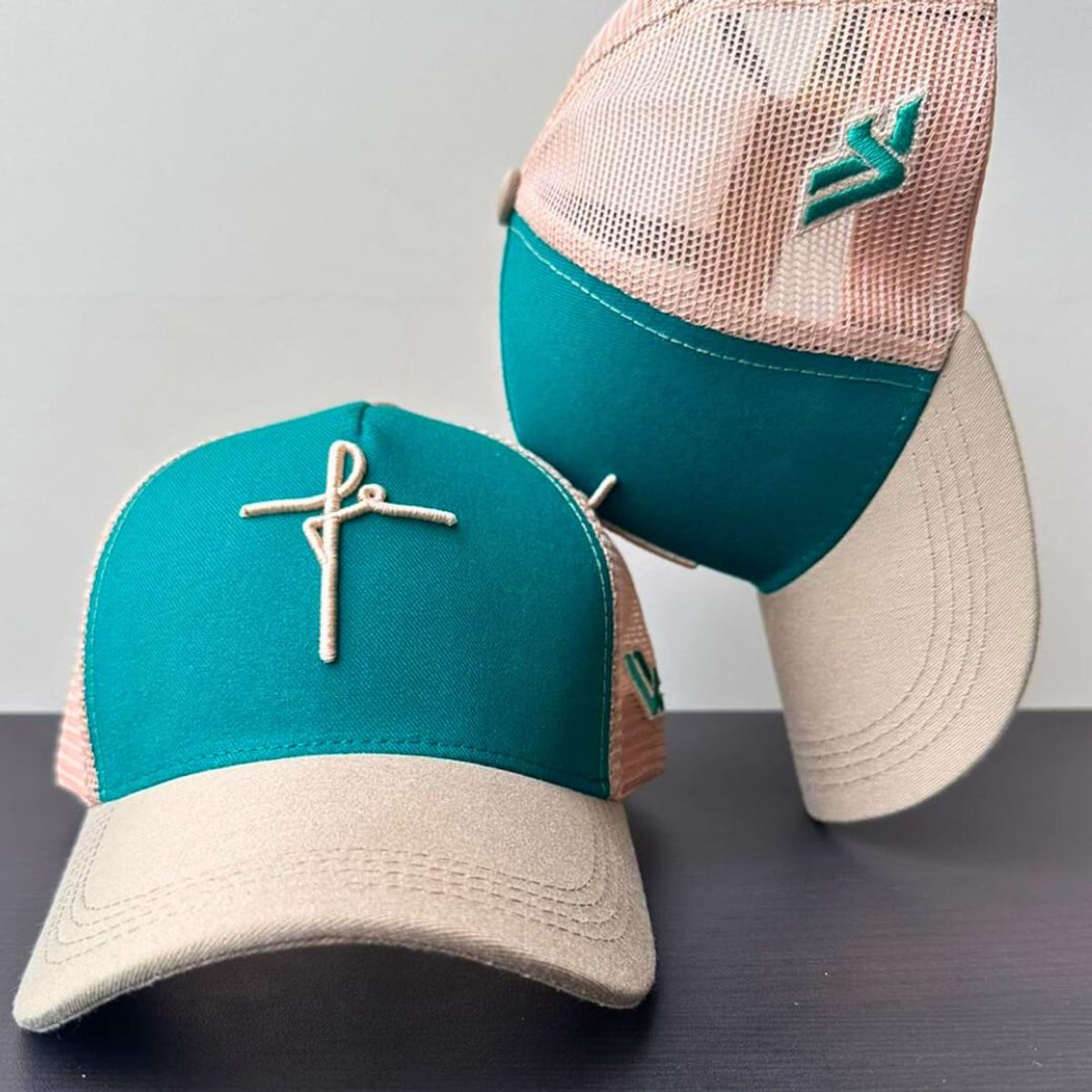 INDEPENDIENTE - Gorro con Malla Unisex Hombre Mujer Valuma