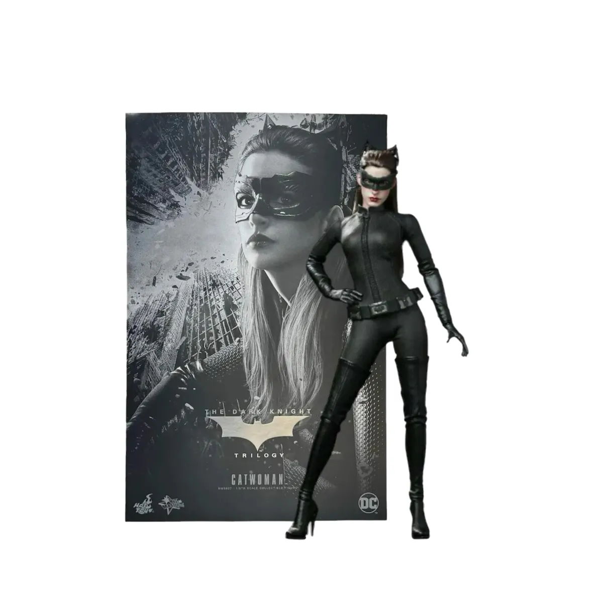 HOT TOYS - Catwoman The Dark Knight Trilogy Hot Toys