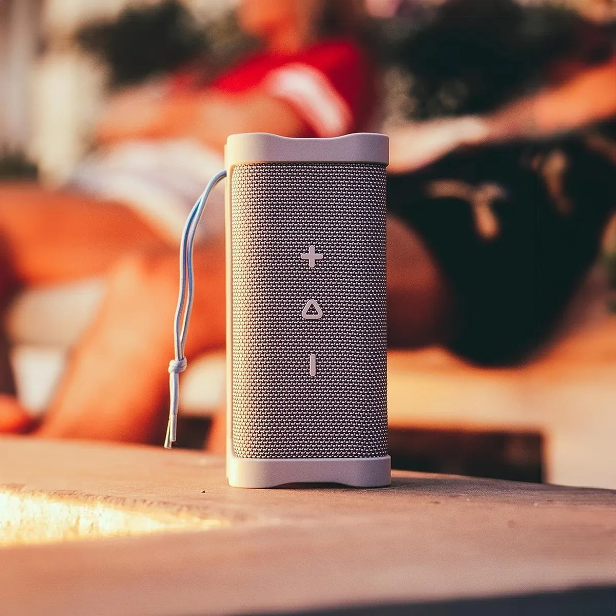 SKULLCANDY - Skullcandy - Parlante Terrain XL IPX7 Waterproof - Light Grey