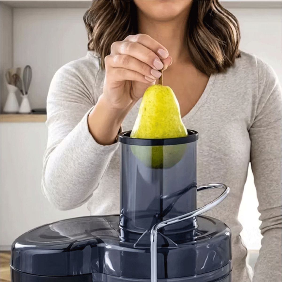OSTER - Extractor de Jugos Oster 600W FPSTJE320R Cuchilla de Acero Inoxidable