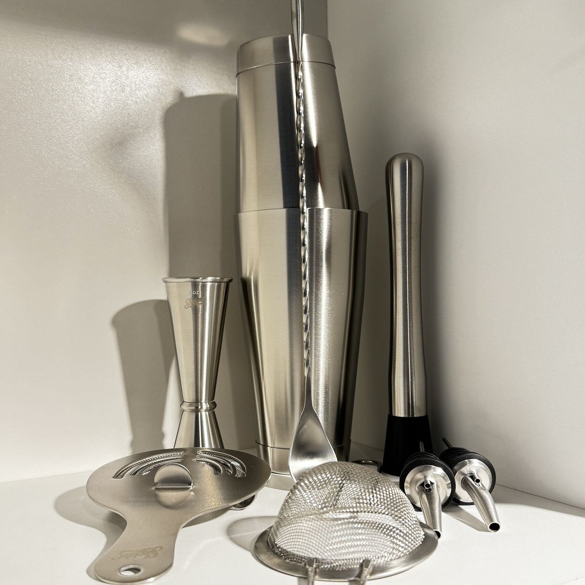 GENERICO - Juego completo de bar Silver Matte – 8 piezas