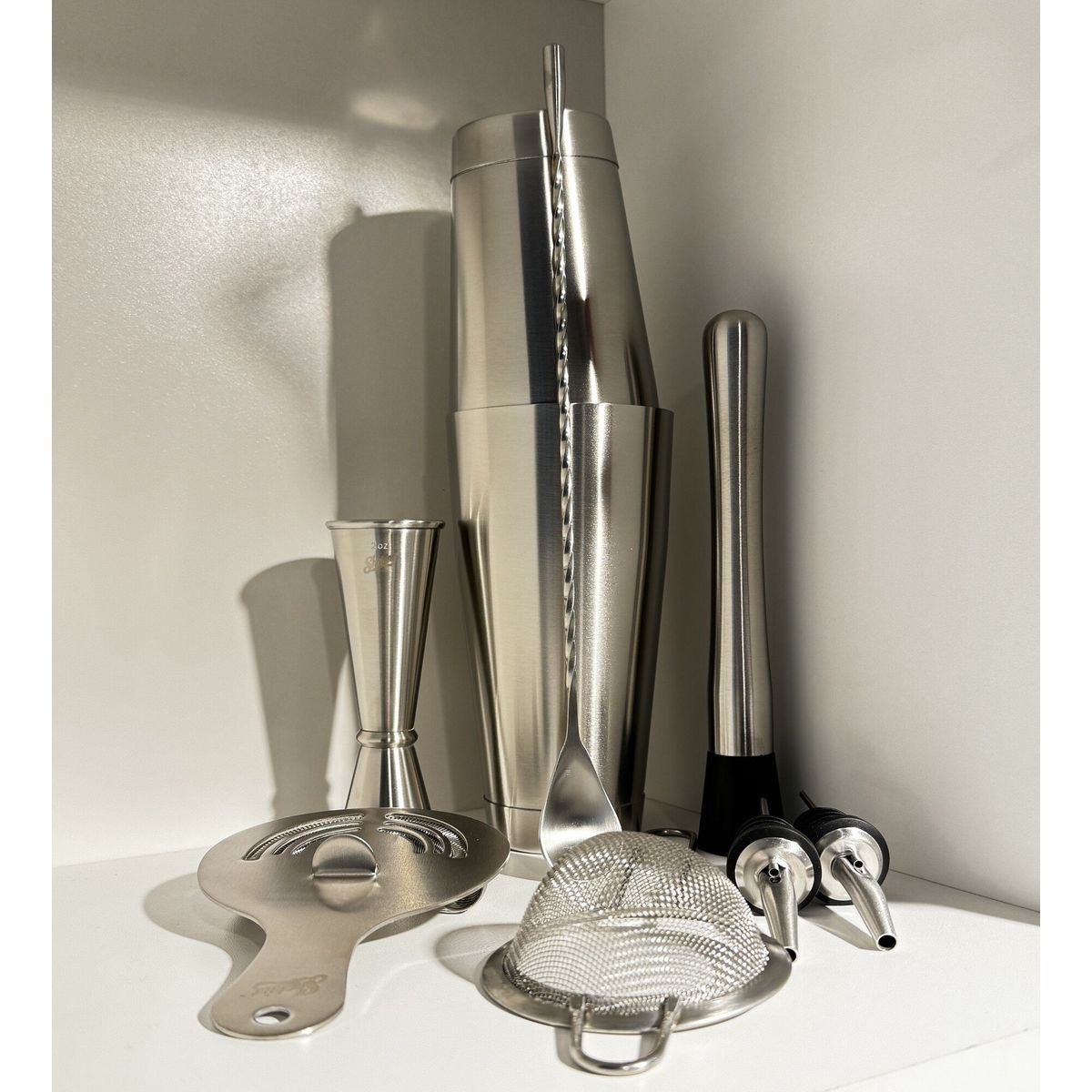 GENERICO - Juego completo de bar Silver Matte – 8 piezas