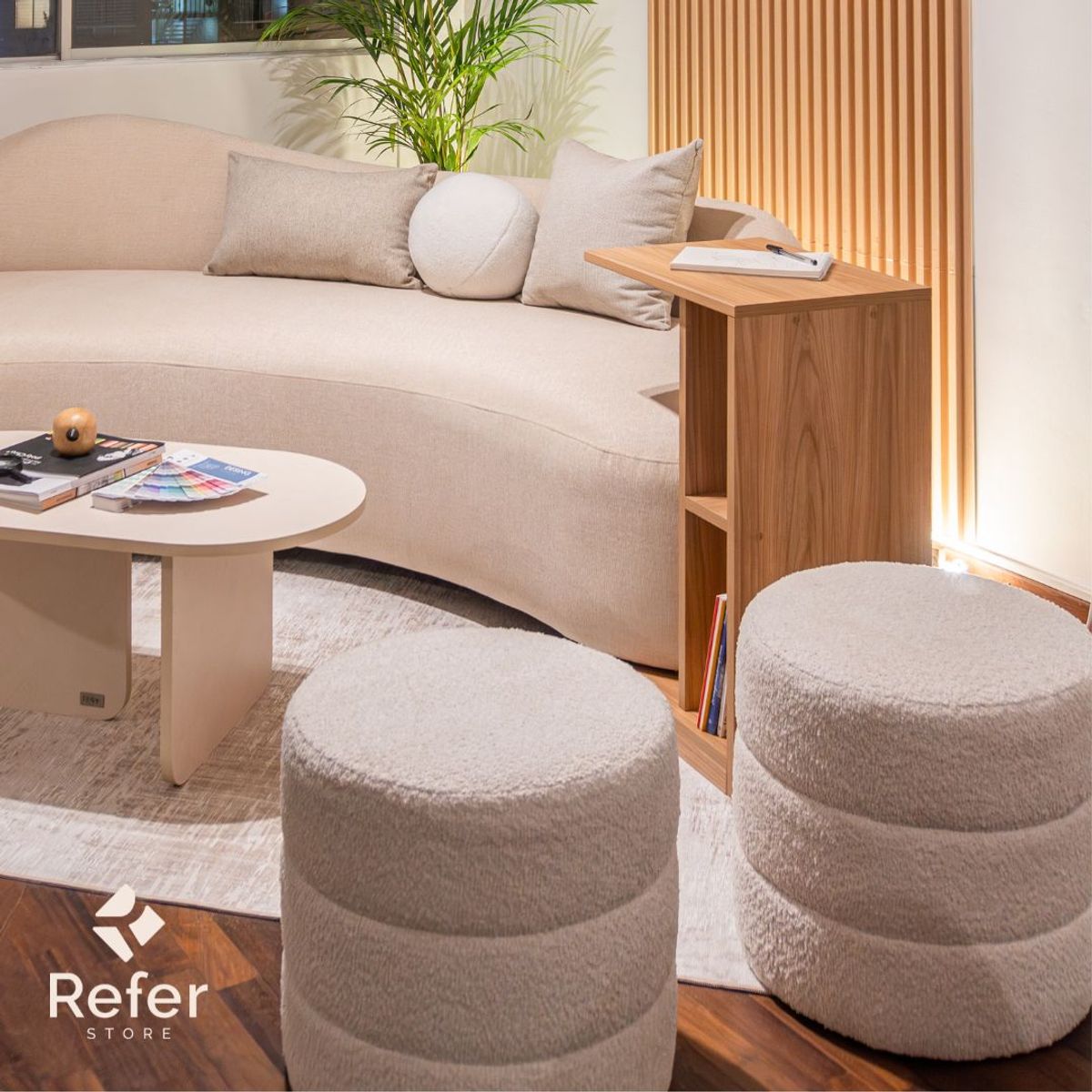 GENERICO - PUFF PORTE color crema - Refer Store