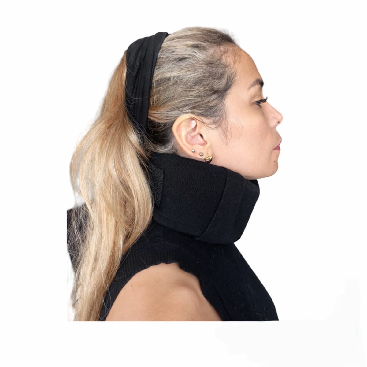 GENERICO - Collarín Cervical Blando Color Negro Talla M