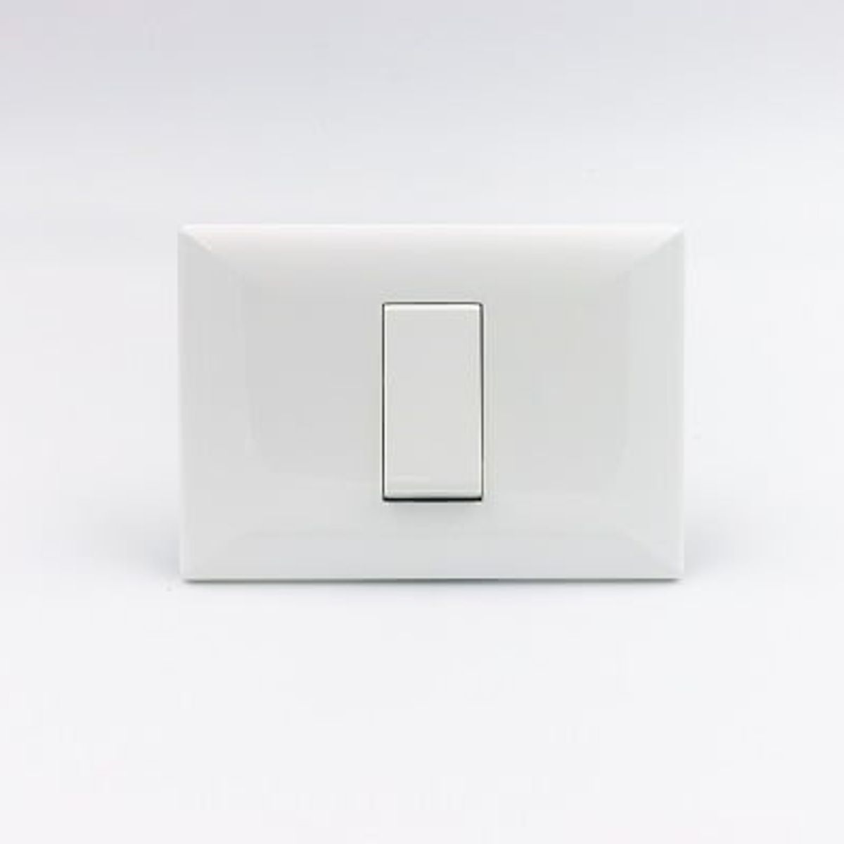 SINTHESI - PULSADOR PARA TIMBRE SIMPLE S22 PLACA BLANCA Y DADOS BLANCOS SINTHESI